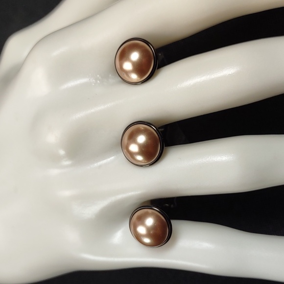 2 Finger Cuff Ring w/3 Golden Pearls - Picture 2 of 5